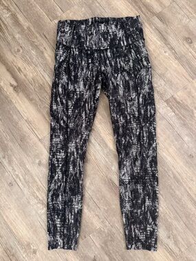 Lululemon fast and free leggings size 6